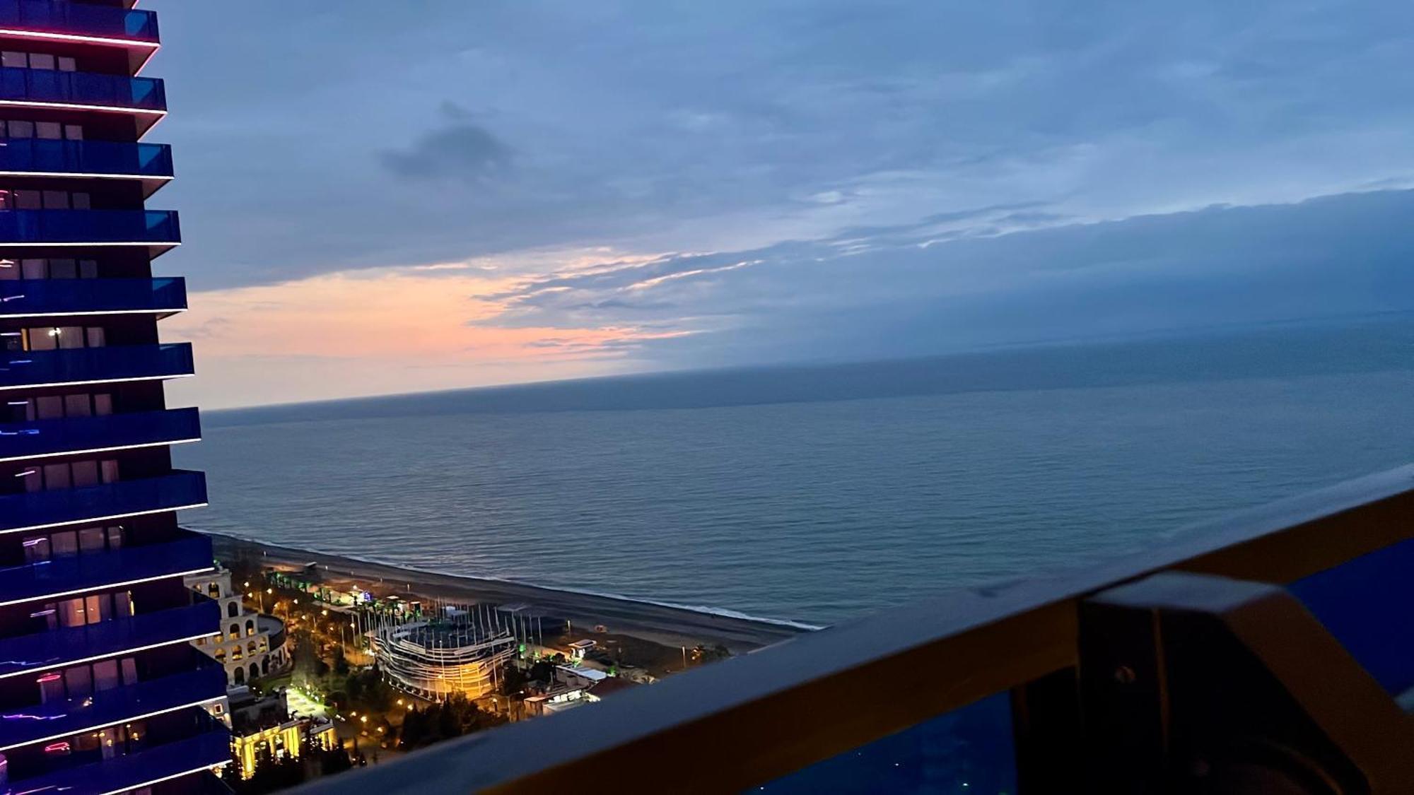 Marvella Orbi City Sea View Батумі Екстер'єр фото