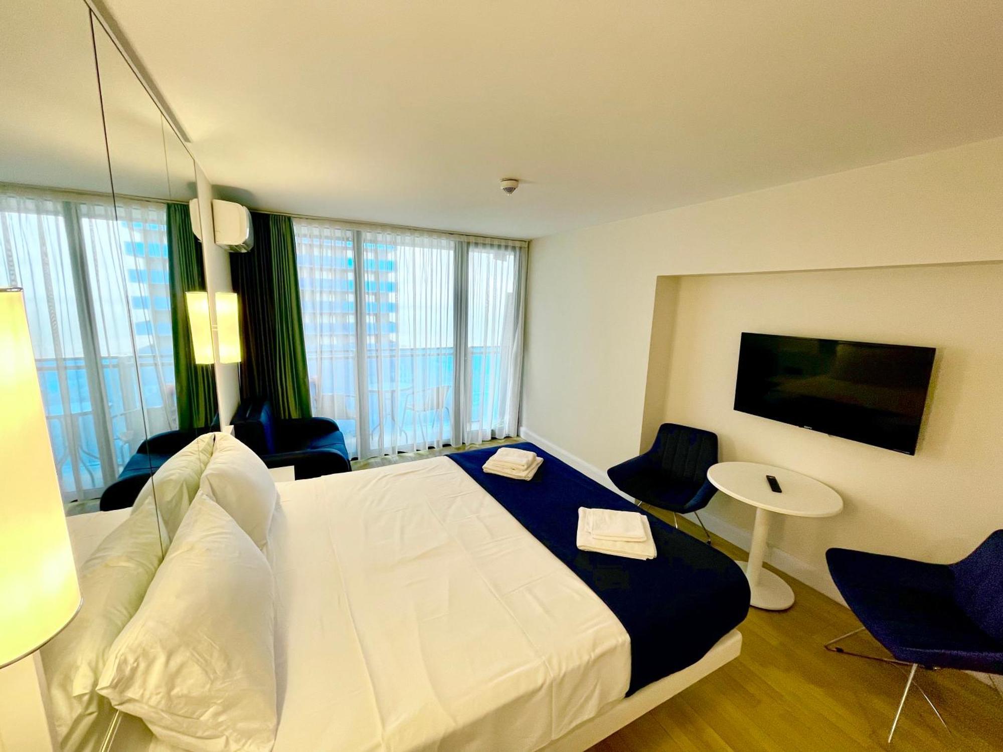 Marvella Orbi City Sea View Батумі Екстер'єр фото